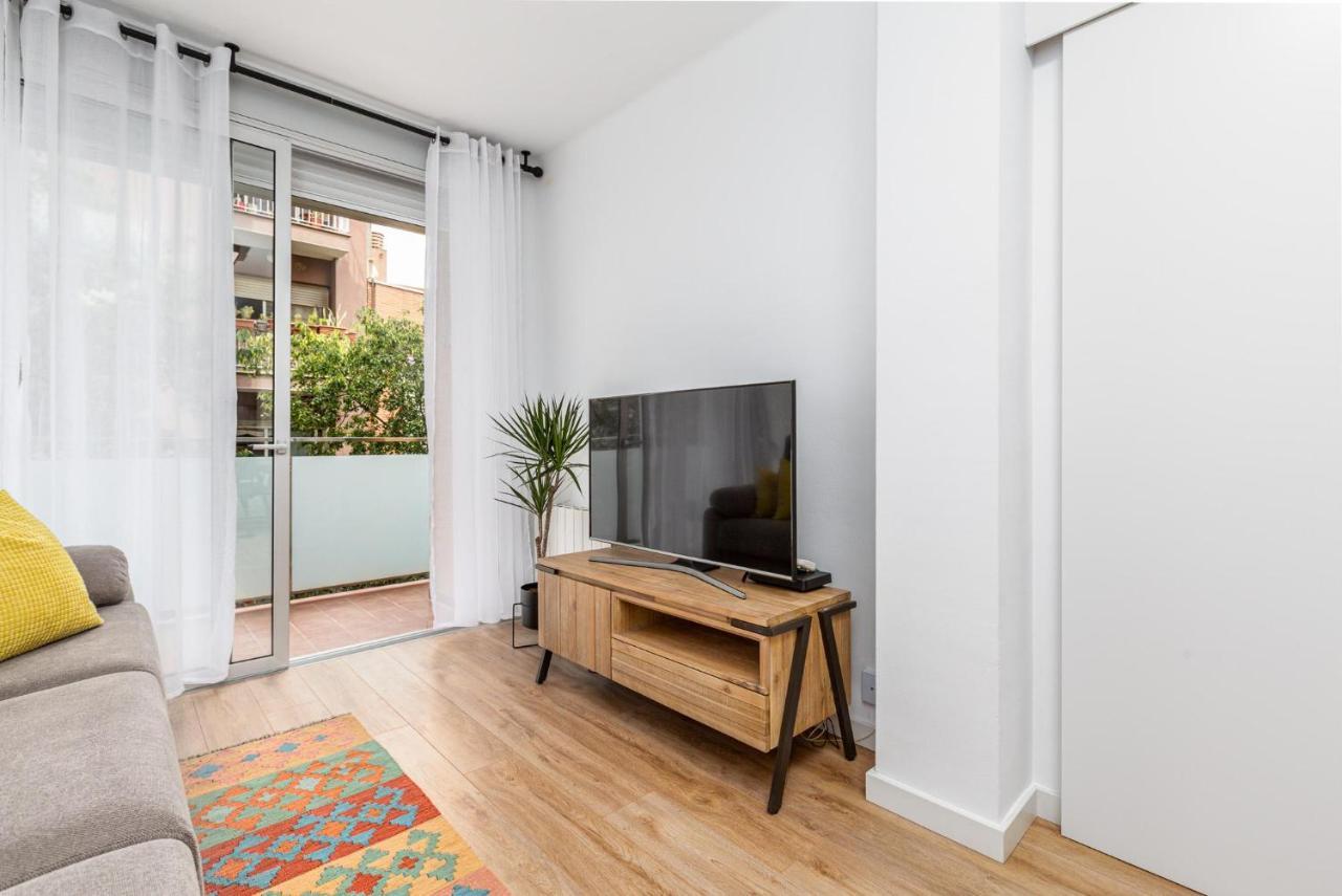 Simply Stunning - Hidden Gem, Heart Of Poble Sec Apartment Barcelona Exterior photo