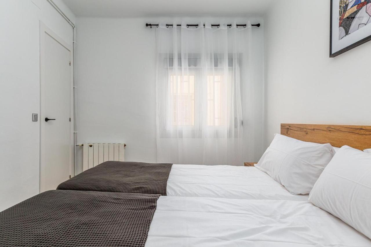 Simply Stunning - Hidden Gem, Heart Of Poble Sec Apartment Barcelona Exterior photo